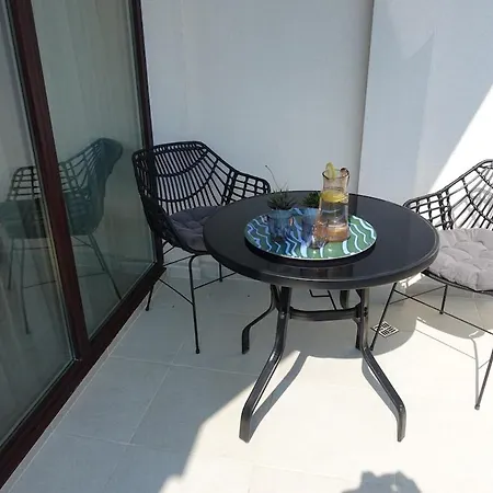 New With Pool And Sauna, Sea View Apartment Varna